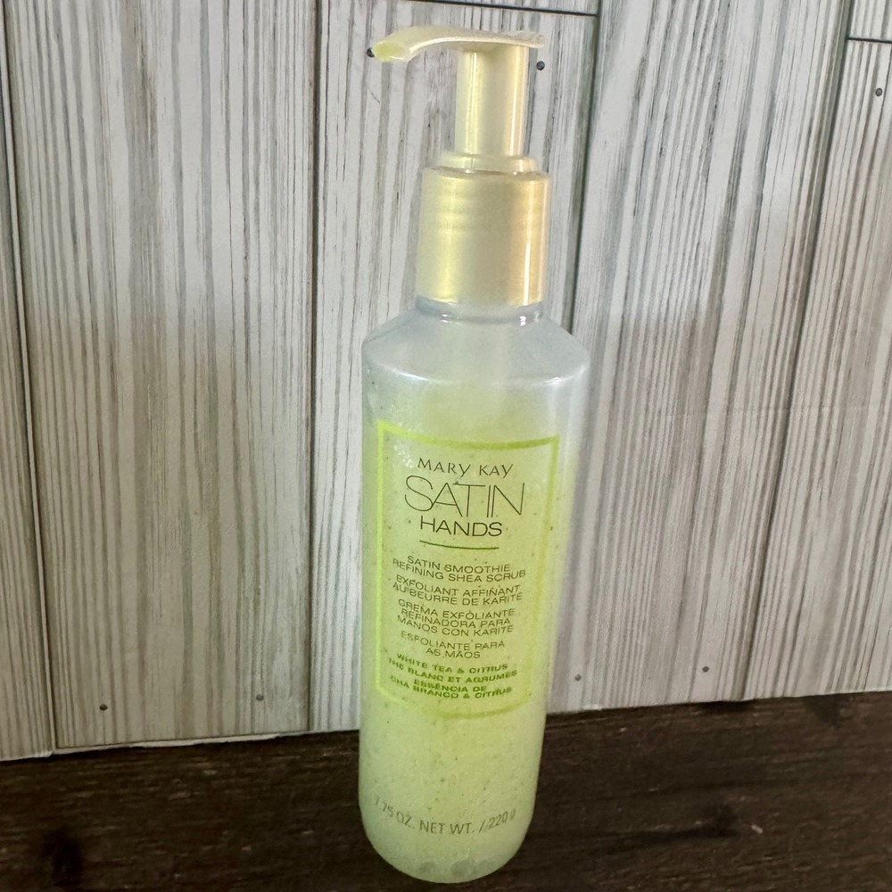 Mary Kay Satin Hands White Tea & Citrus Shea Scrub and 2 Hand Creams Set New - Picture 3 of 5